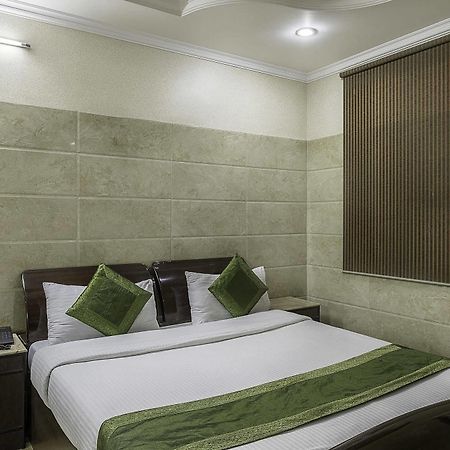 Treebo Trend Singh Sons Karol Bagh Hotel Ню Делхи Екстериор снимка